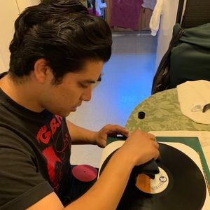 Meet your Posher, Chris